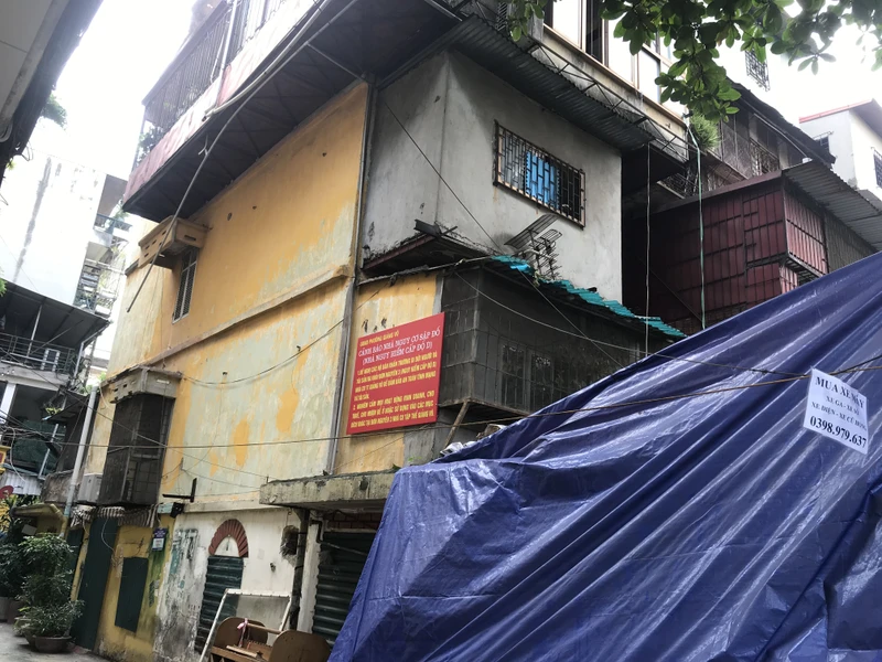 Đơn nguyên 3 nhà C8 tập thể Giảng Võ.