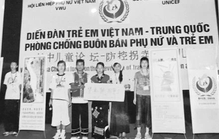 Các bạn trẻ tham gia Diễn đàn tuổi trẻ Việt Nam - Trung Quốc về phòng, chống mua bán phụ nữ và trẻ em.
