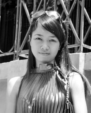 Nhà văn Cấn Vân Khánh.