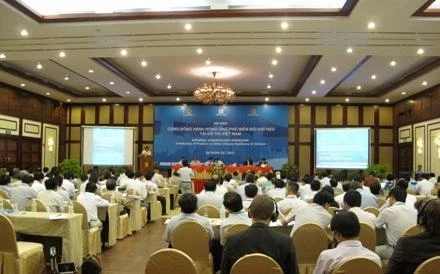 Khai mạc Hội nghị “Cộng đồng hành động ứng phó biến đổi khí hậu tại đô thị Việt Nam”
