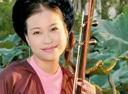 Nghệ sĩ Mai Tuyết Hoa, người có nhiều đóng góp tích cực vào khôi phục xẩm Hà Thành.