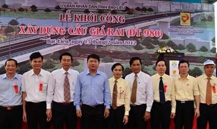  Khởi công xây dựng cầu Giá Rai, góp phần giúp Bạc Liêu phát triển kinh tế - xã hội.