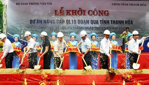Đại đại biểu động thổ, nâng cấp quốc lộ 15A