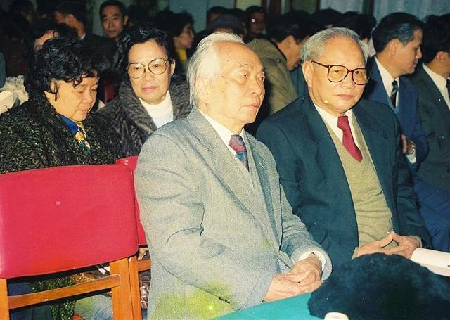 Đại tướng dự hội thảo về GS Đặng Thai Mai tại Ủy ban Khoa học xã hội Việt Nam năm 1995.