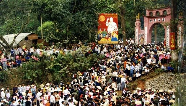 Lễ hội Đền Hùng thu hút hàng triệu lượt người tham dự mỗi năm. (Ảnh: denhung.org.vn)
