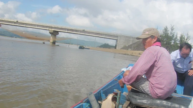  Cửa sông Đà Nông đã được khai thông, tàu thuyền ra vào dễ dàng.