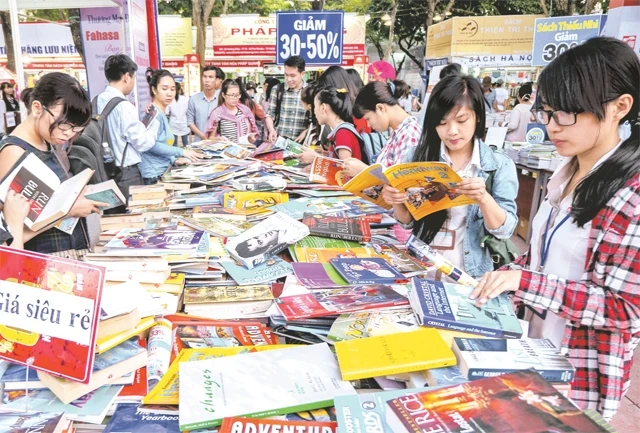 Những sai phạm trong ngành xuất bản gây ảnh hưởng lớn đến người đọc và xã hội. Ảnh: Cao Xuân Sơn