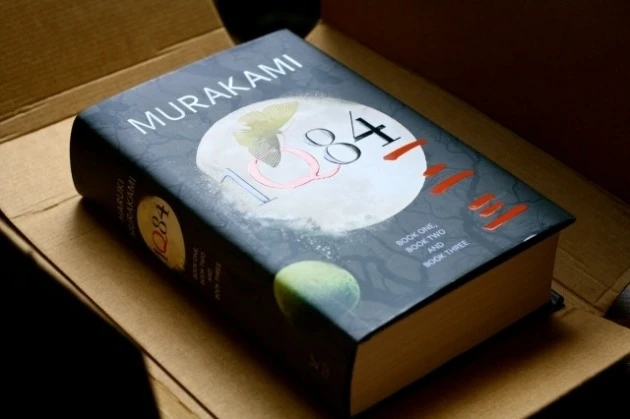 Tác phẩm của Murakami được dịch ra tiếng Việt.