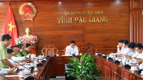 Nhiều cơ sở kinh doanh xăng, dầu tại Hậu Giang sai phạm