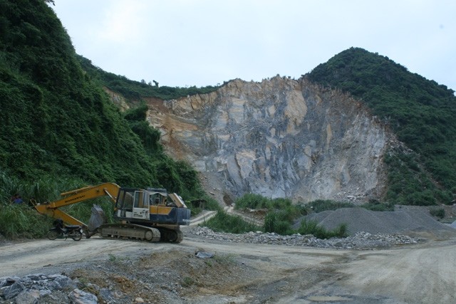 Mỏ đá được Công ty cổ phần Cát Hải khai thác từ năm 2009.