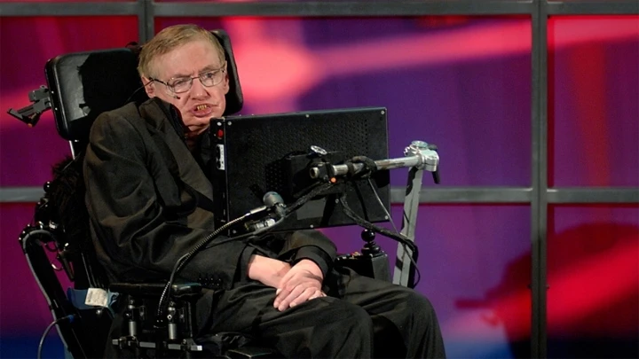 Giáo sư Stephen Hawking (ảnh Reuters).