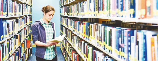Sách tham khảo tiếng Anh phổ biến trong các trường đại học.