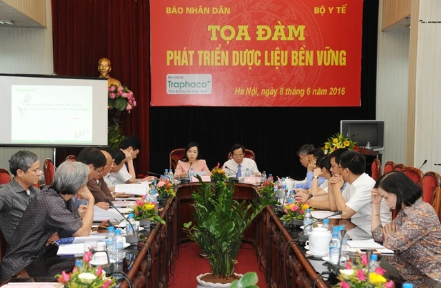 Cần có sự chung tay, liên kết của nhiều thành phần để quản lý và phát triển hiệu quả thị trường dược liệu trong nước. Ảnh: TRẦN HẢI