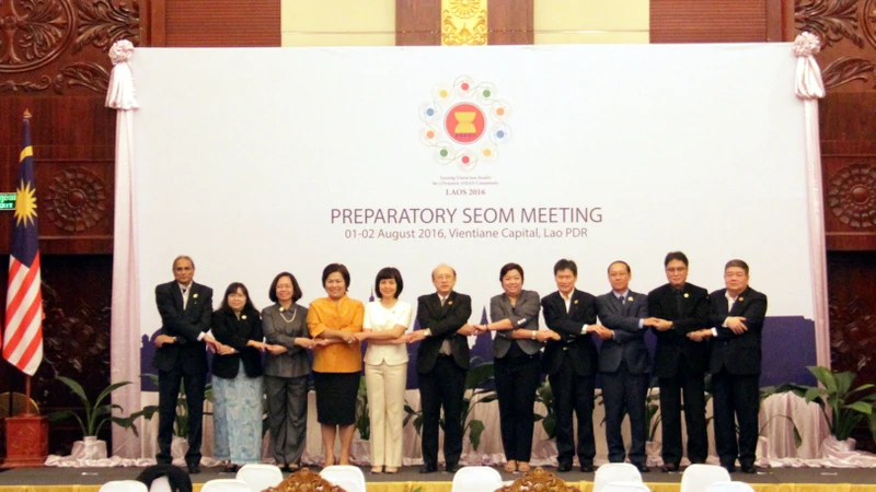 Các đại biểu tham dự Hội nghị quan chức kinh tế cấp cao ASEAN ngày 1-8-2016.