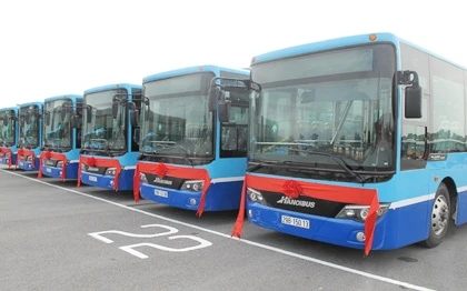 Hà Nội thay mới xe buýt hiện đại cho hai tuyến số 36 và 38