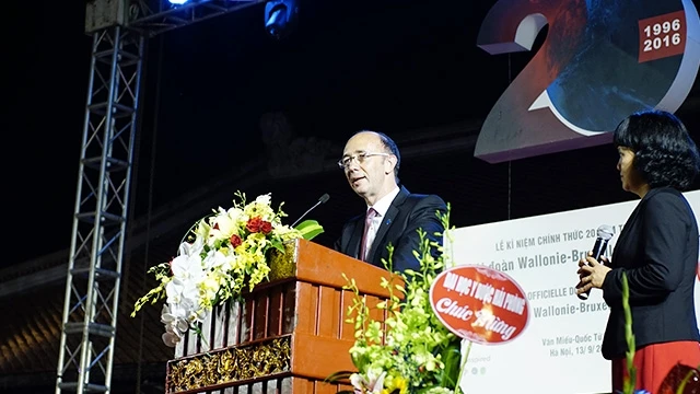 Bộ trưởng - Thủ hiến Chính phủ Cộng đồng người Bỉ nói tiếng Pháp, Rudy Demotte phát biểu tại buổi lễ.