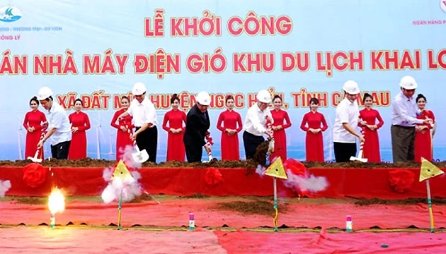 Lễ khởi công Dự án điện gió tại Khai Long (Cà Mau).