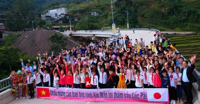 Đưa vào sử dụng cầu Cốc Pài (Hà Giang)