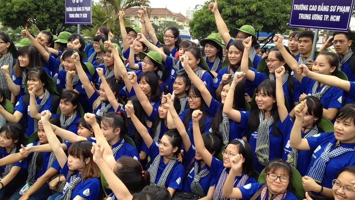 Sinh viên TP Hồ Chí Minh ra quân tham gia Chiến dịch Mùa hè xanh.