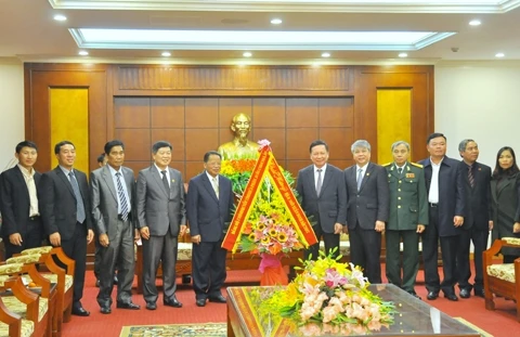 Tỉnh Hủa Phăn (Lào) thúc đẩy quan hệ với tỉnh Hòa Bình