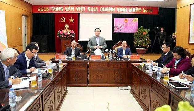 Đồng chí Hoàng Trung Hải, Ủy viên Bộ Chính trị, Bí thư Thành ủy Hà Nội làm việc với quận Hai Bà Trưng.