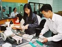 Cảnh báo về việc thành lập nhiều ngân hàng mới