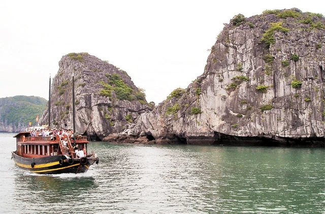 Đảo ngọc Cát Bà là một trong những điểm tham quan của khách du lịch khi đến Hải Phòng. Ảnh: THANH HÀ