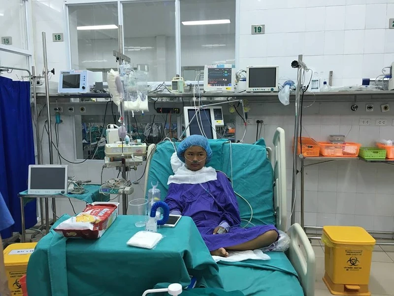 Cháu Dương Thị Phương M. đã hồi phục sau ca mổ ghép gan từ chính bố ruột. 