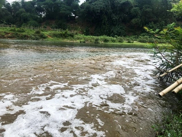 Nước trên sông Âm, đoạn qua xã Quang Hiến, huyện Lang Chánh.