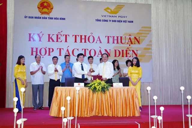 Tổng công ty Bưu điện Việt Nam hỗ trợ Hòa Bình cải cách thủ tục hành chính