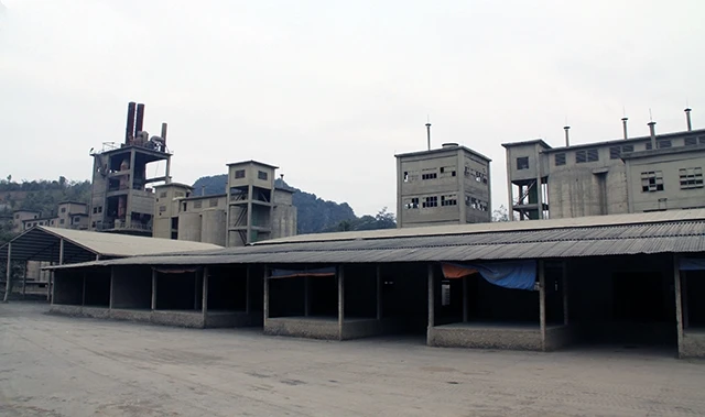 Nhà máy xi-măng Chiềng Sinh đã ngừng hoạt động từ lâu.
