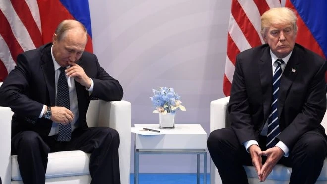 Tổng thống Putin (trái) và người đồng cấp Mỹ Trump có cuộc gặp bên lề Hội nghị thượng đỉnh G20 tại Đức đầu tháng 7. (Ảnh: Getty Images)