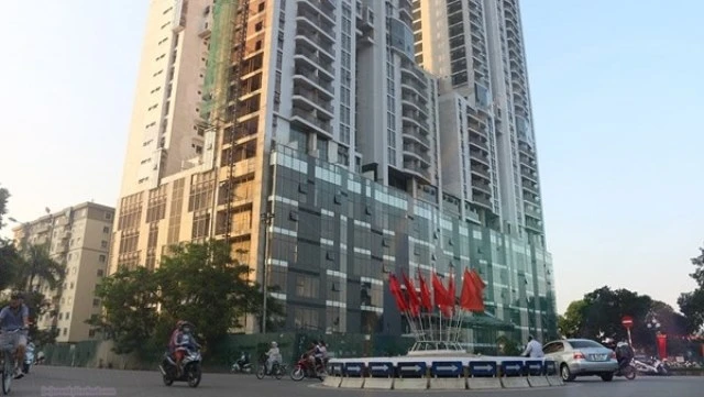 Tòa nhà New Skyline (khu đô thị Văn Quán, quận Hà Đông, Hà Nội) bị Cảnh sát PCCC TP Hà Nội phát hiện vi phạm quy định về PCCC.