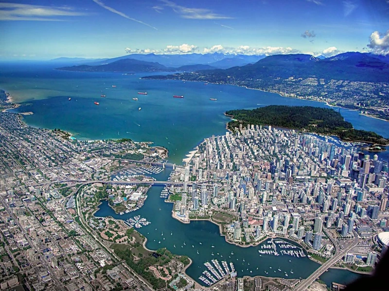 Thành phố Vancouver (Canada).
