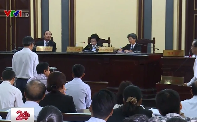 Tòa án nhân dân TP HCM đang xét xử sơ thẩm vụ án.