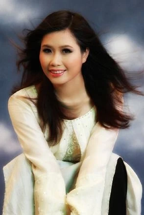 Sao Mai Trần Thị Hồng Nhung ra mắt album đầu tay về mẹ