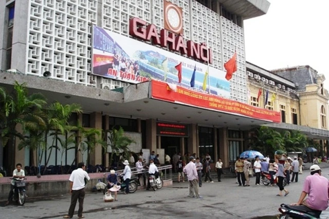 Tổng Công ty ĐSVN sẽ lắp đặt và vận hành thử nghiệm thiết bị soát vé tự động tại ga Hà Nội.