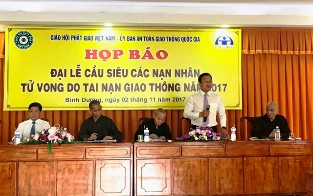 Buổi họp báo thông tin về Đại lễ cầu siêu nạn nhân tử vong do TNGT năm 2017.