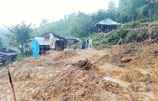 Hiện trường vụ sạt lở núi ở xã Trà Vân, huyện Nam Trà My, Quảng Nam.