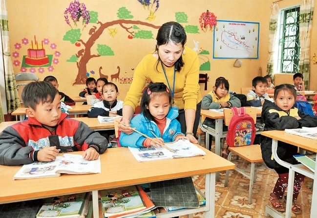 Giờ học môn tiếng Việt tại Trường tiểu học Bản Hát, xã Hát Lừu, huyện Trạm Tấu (Yên Bái). Ảnh: ĐĂNG KHOA