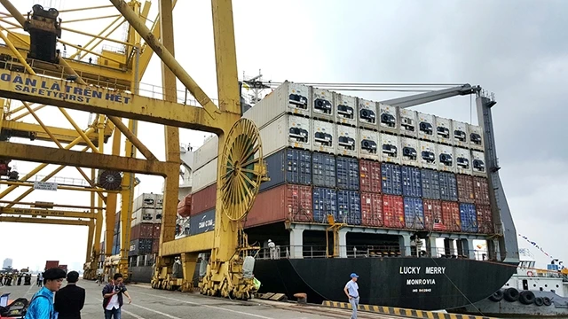 TP Đà Nẵng kêu gọi đầu tư, xây dựng cảng Đà Nẵng thành cảng cửa ngõ quốc tế theo hai khu vực Tiên Sa và Liên Chiểu.