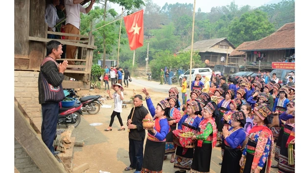 Tết Té nước của dân tộc Lào ở Điện Biên được công nhận di sản quốc gia 