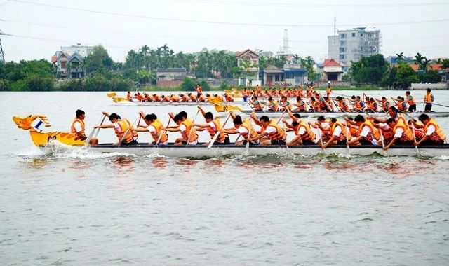 Hơn 300 VĐV đua thuyền rồng trên sông Giá, Hải Phòng