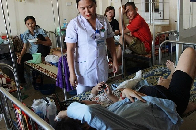 Các nạn nhân vụ tai nạn được cấp cứu tại Bệnh viện Đa khoa tỉnh Hà Tĩnh.