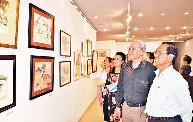 Hội Mỹ thuật TP Hồ Chí Minh thường xuyên mở các triển lãm quảng bá tác phẩm cho hội viên.