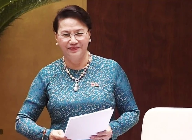 Chủ tịch Quốc hội Nguyễn Thị Kim Ngân thông báo hai đại học của Việt Nam lọt top 1.000 thế giới.