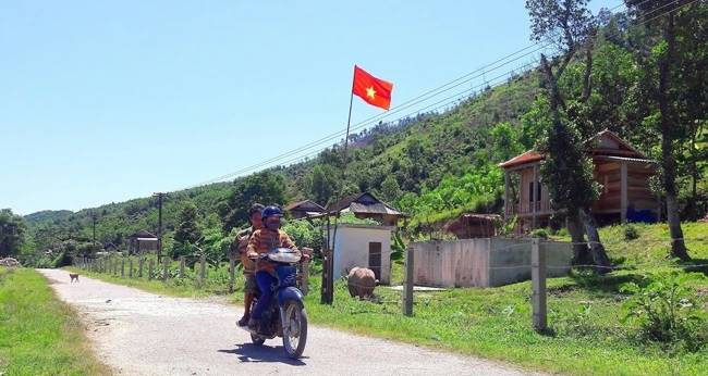 * Một góc bản Rào Tre. Ảnh: DƯƠNG QUANG