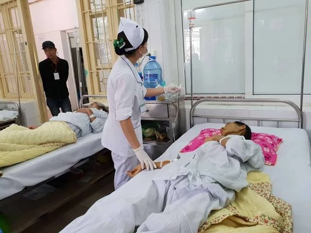 Bệnh nhân điều trị viêm gan tại Khoa Truyền nhiễm, Bệnh viện Bạch Mai. 