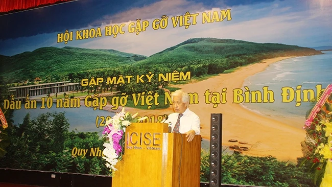 GS Trần Thanh Vân phát biểu tại buổi lễ.
