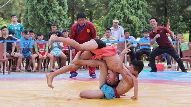 Bế mạc Giải vật dân tộc cho thanh thiếu niên 